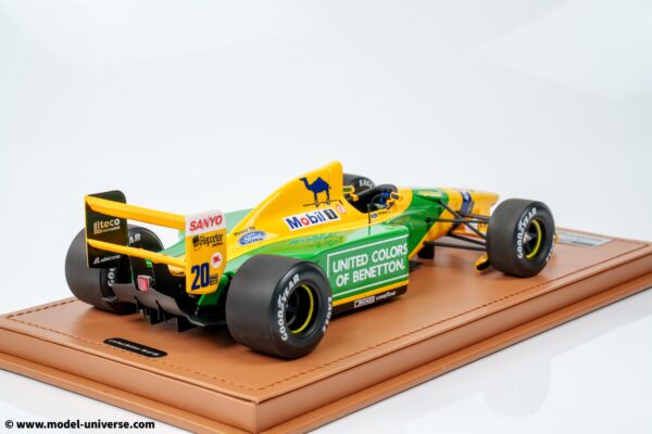 Tecnomodel - 1:18 Benetton B192 No.20 Martin Brundle British GP 1992 - Limited Edition Resin Model with Display Case 15 Tecnomodel - 1:18 Benetton B192 No.20 Martin Brundle British GP 1992 - Limited Edition Resin Model with Display Case