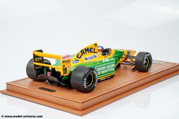 Tecnomodel - 1:18 Benetton B192 No.19 Michael Schumacher Winner Belgian GP 1992 with Driver Figure (TMD18-404A) Limited Edition Resin Model with Display Case 13 Tecnomodel - 1:18 Benetton B192 No.19 Michael Schumacher Winner Belgian GP 1992 with Driver Figure - Limited Edition Resin Model with Display Case