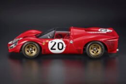 Top Marques Ferrari 330 P4 Resin Model 1:18 image.10