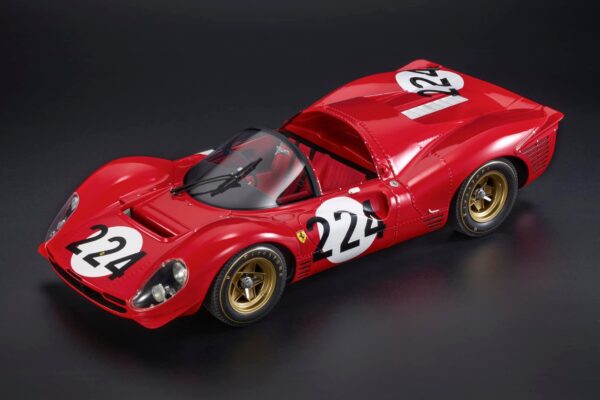 Top Marques Ferrari 330 P4 Resin Model 1:18 image.2