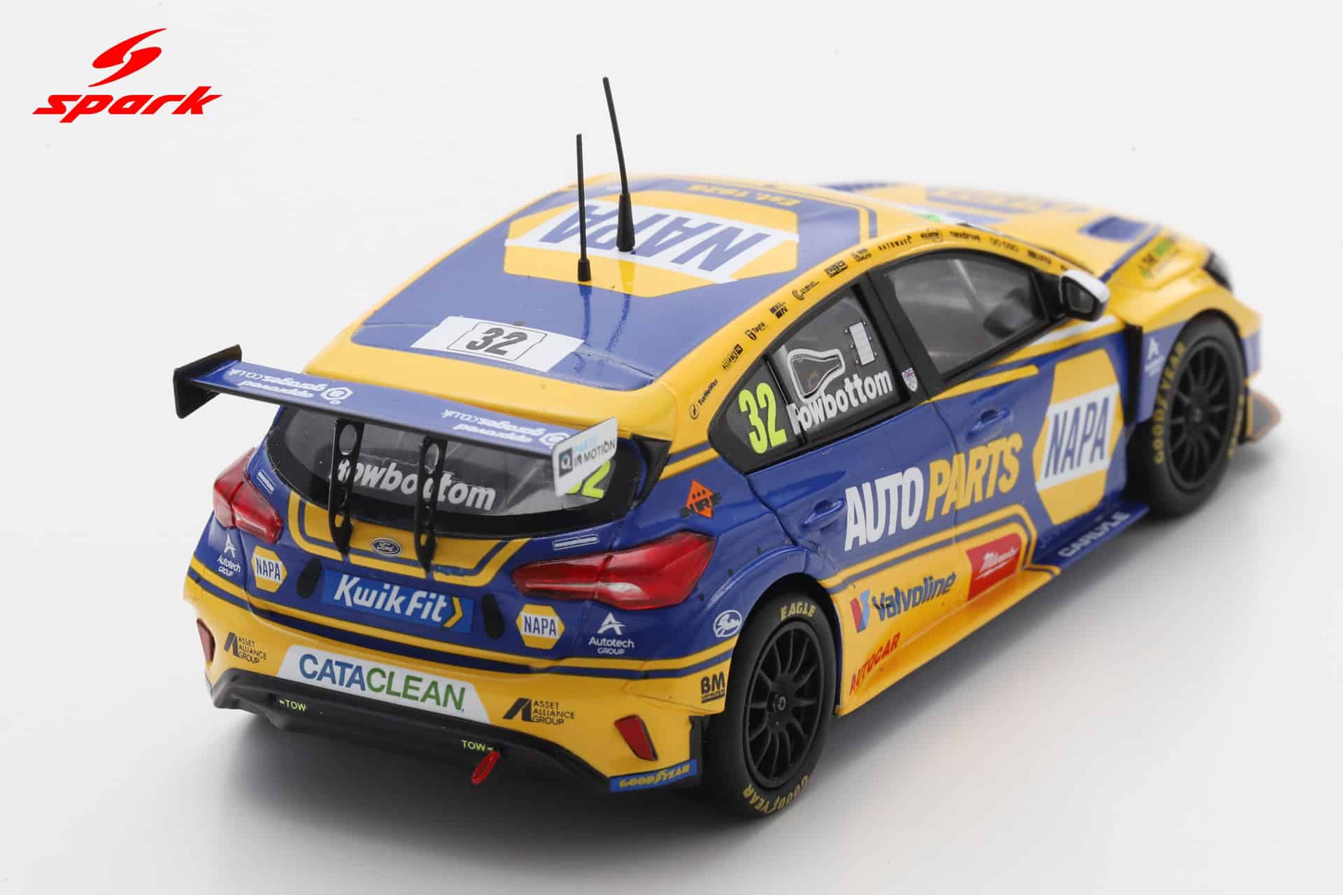 Spark 1:43 Ford Focus ST NAPA Racing No.32 Daniel Rowbottom BTCC Croft Race 2 Winner 2025 (UK029) Limited Edition Resin Model 6 Spark 1:43 Ford Focus ST NAPA Racing No.32 Daniel Rowbottom BTCC Croft Race 2 Winner 2025 (UK029) Limited Edition Resin Model - Image 6