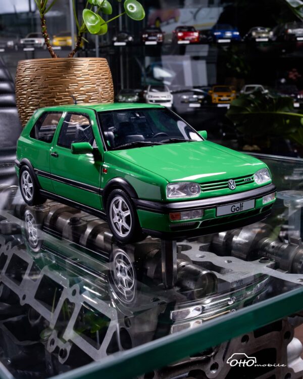 Otto Mobile - 1:18 Volkswagen Golf III GTI Concept Salsagreen 1995 - Limited Edition Resin Model 27 Otto Mobile - 1:18 Volkswagen Golf III GTI Concept Salsagreen 1995 - Limited Edition Resin Model