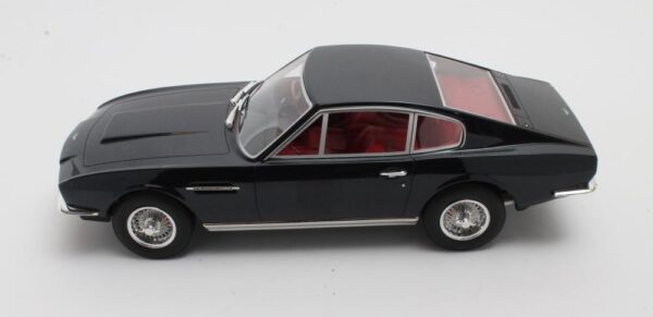 cult scale - 1:18 aston martin dbs vantage blue metallic (1968)
