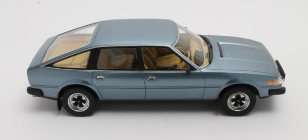cult scale - 1:18 rover 3500 sd1 series 1 blue metallic