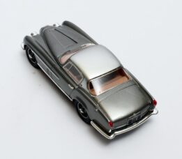 Matrix MX51001-081 1:43 Jaguar XK120 Pininfarina Silver 1954 Resin Model Car