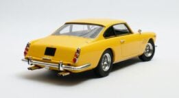 Matrix 1/18 Ferrari 250 GTE 2+2 Yellow Diecast Model L0604-043