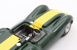 Matrix Lister Jaguar Green 1:18 Scale Model MXL1001-021