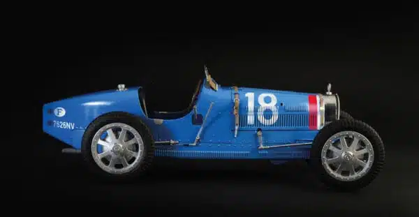 Italeri 4710 Bugatti Type 35B 1:12 Model Kit