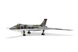 Corgi AA27205 Avro Vulcan b2 xl319 raf 1:48 diecast model plane