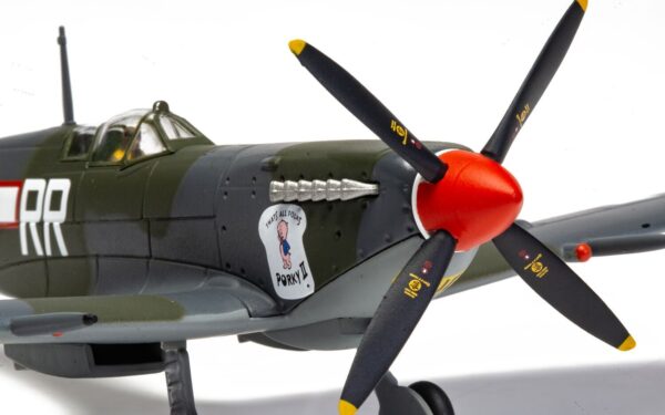 Corgi - 1:72 Supermarine Spitfire Mk.IXc 'Porky II' - 31st USAAD - Lt.Robert Connor - Limited Edition Diecast Model 15 Corgi - 1:72 Supermarine Spitfire Mk.IXc 'Porky II' - 31st USAAD - Lt.Robert Connor - Limited Edition Diecast Model