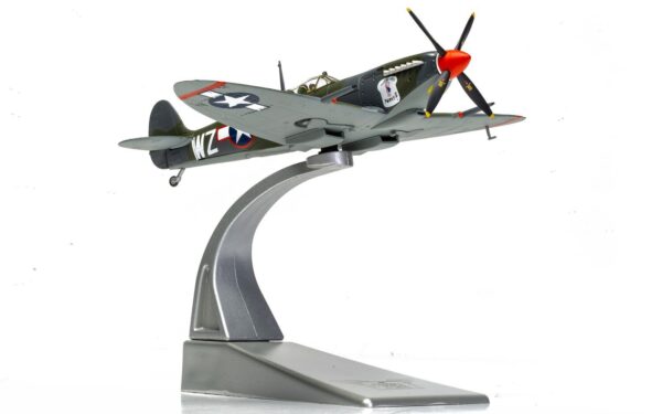 Corgi - 1:72 Supermarine Spitfire Mk.IXc 'Porky II' - 31st USAAD - Lt.Robert Connor - Limited Edition Diecast Model 11 Corgi - 1:72 Supermarine Spitfire Mk.IXc 'Porky II' - 31st USAAD - Lt.Robert Connor - Limited Edition Diecast Model
