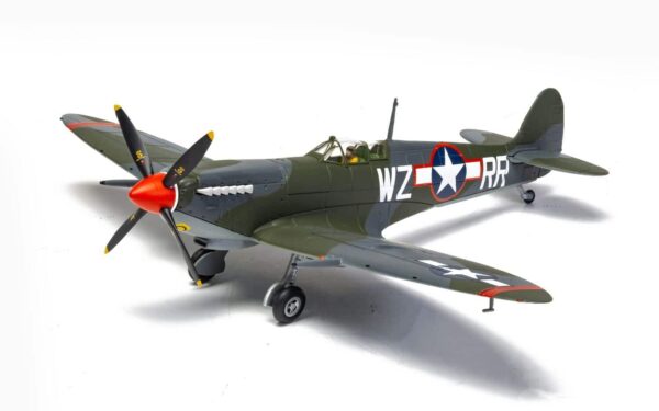 Corgi - 1:72 Supermarine Spitfire Mk.IXc 'Porky II' - 31st USAAD - Lt.Robert Connor - Limited Edition Diecast Model 12 Corgi - 1:72 Supermarine Spitfire Mk.IXc 'Porky II' - 31st USAAD - Lt.Robert Connor - Limited Edition Diecast Model