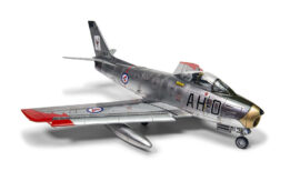 airfix - 1:48 north american f-86f-40 sabre (a08110) model kit