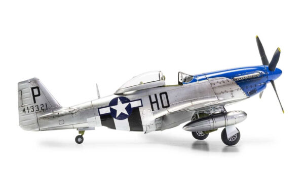 airfix - 1:48 north american p-51d mustang (filletless tails) (a05138) model kit