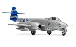 airfix - 1:72 gloster meteor f.8 (a04064) model kit