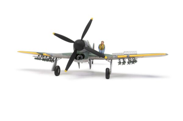 airfix - 1:72 hawker typhoon mk.ib hanging gift set (a55208a) model kit