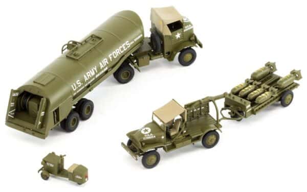 airfix - 1:72 wwii usaaf 8th bomber resupply set (a06304) model kit