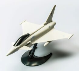 airfix quickbuild eurofighter typhoon (j6002) model kit