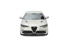 Otto Mobile 1:18 Alfa Romeo Giulia Quadrifoglio White OT839