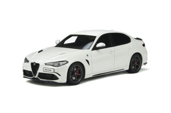 Otto Mobile 1:18 Alfa Romeo Giulia Quadrifoglio White OT839