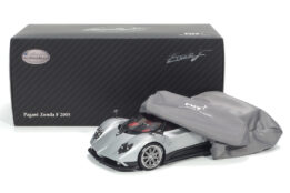 Almost Real 850401001 1:18 Pagani Zonda F Grigio Grey Diecast Models