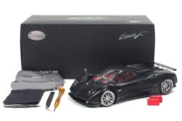 Almost Real 850403001 1:18 Pagani Zonda F Black Diecast Model