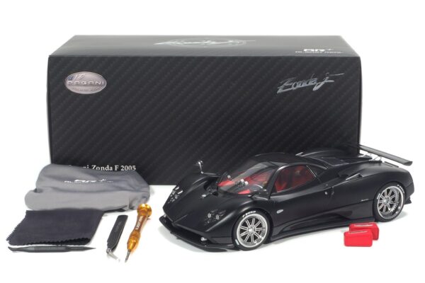 Almost Real 850403001 1:18 Pagani Zonda F Black Diecast Model