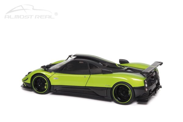 Almost Real - 1:18 Pagani Zonda Cinque Coupe 2009 Verde Firenze - Limited Edition Diecast Model 15 Almost Real - 1:18 Pagani Zonda Cinque Coupe 2009 Verde Firenze - Limited Edition Diecast Model