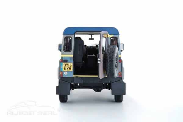 1:18 Land Rover Defender 90 "Paul Smith" Edition 2015 - Diecast Model - Almost Real