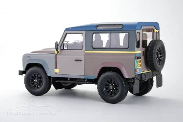 1:18 Land Rover Defender 90 "Paul Smith" Edition 2015 - Diecast Model - Almost Real