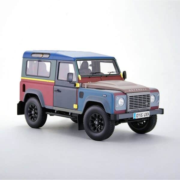 1:18 Land Rover Defender 90 "Paul Smith" Edition 2015 - Diecast Model - Almost Real