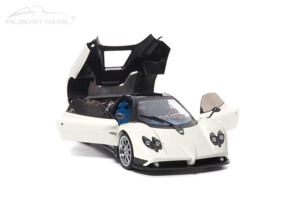 Almost Real - 1:18 Pagani Zonda F Bianco Fabriano 2005 - Limited Edition Diecast Model