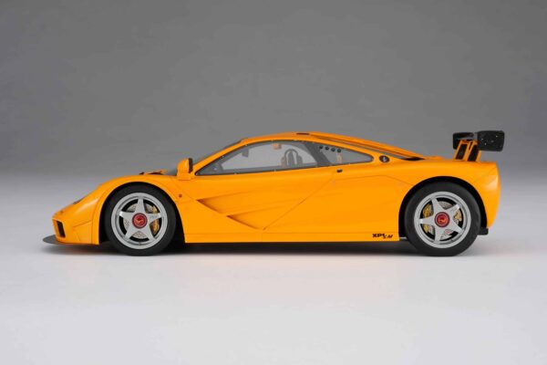 Amalgam - 1:18 McLaren F1 LM Orange - Resin Model 37 Amalgam - 1:18 McLaren F1 LM Orange - Resin Model