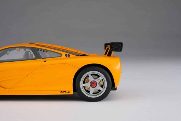 Amalgam - 1:18 McLaren F1 LM Orange - Resin Model 35 Amalgam - 1:18 McLaren F1 LM Orange - Resin Model