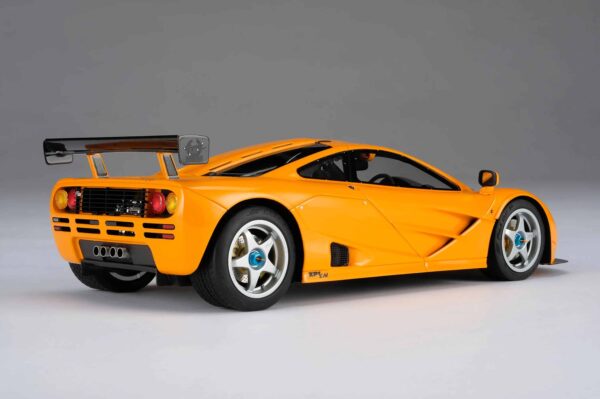 Amalgam - 1:18 McLaren F1 LM Orange - Resin Model 28 Amalgam - 1:18 McLaren F1 LM Orange - Resin Model