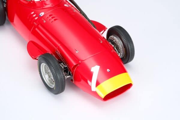 Amalgam 1:18 Maserati 250F 1957 German GP Winner Juan Manuel Fangio (M6304-SC1) Resin Model 16 Amalgam 1:18 Maserati 250F 1957 German GP Winner Juan Manuel Fangio (M6304-SC1) Resin Model