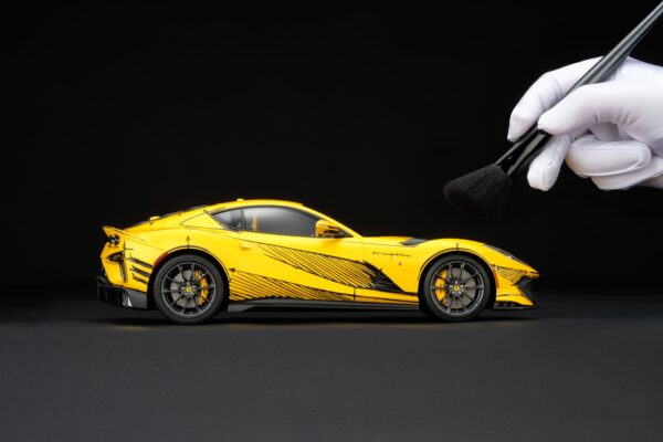 Amalgam 1:18 Ferrari 812 Competizione Tailor Made (M6313-SC1) Resin Model 12 Amalgam 1:18 Ferrari 812 Competizione Tailor Made (M6313-SC1) Resin Model