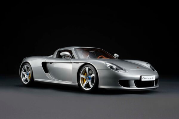 Amalgam 1:8 Porsche Carrera GT 2003 GT Silver Metallic (M6337-SC1) Resin Model