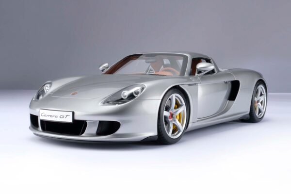 Amalgam 1:8 Porsche Carrera GT 2003 GT Silver Metallic (M6337-SC1) Resin Model 19 Amalgam 1:8 Porsche Carrera GT 2003 GT Silver Metallic (M6337-SC1) Resin Model