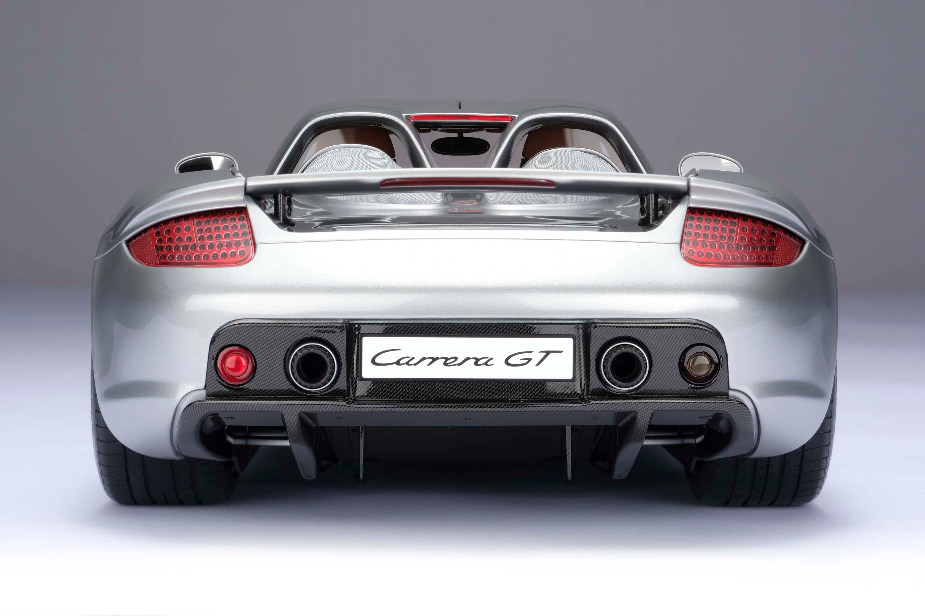 Amalgam 1:8 Porsche Carrera GT 2003 GT Silver Metallic (M6337-SC1) Resin Model 8 Amalgam 1:8 Porsche Carrera GT 2003 GT Silver Metallic (M6337-SC1) Resin Model - Image 8