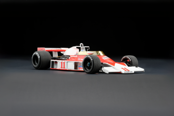 Amalgam 1:18 McLaren M23D 1976 Japanese GP James Hunt (M6349-SC1) Resin Model 11 Amalgam 1:18 McLaren M23D 1976 Japanese GP James Hunt (M6349-SC1) Resin Model