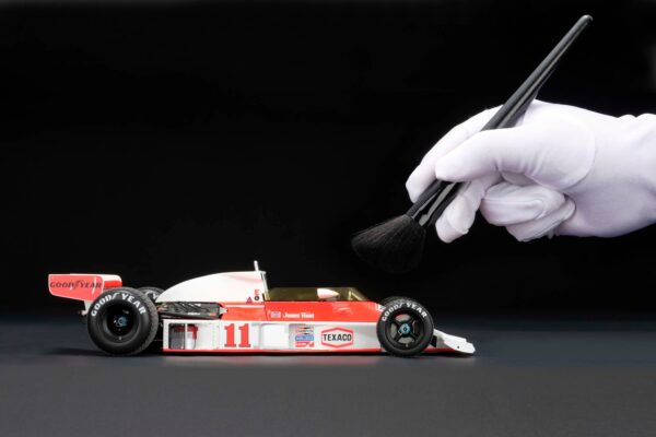 Amalgam 1:18 McLaren M23D 1976 Japanese GP James Hunt (M6349-SC1) Resin Model 12 Amalgam 1:18 McLaren M23D 1976 Japanese GP James Hunt (M6349-SC1) Resin Model