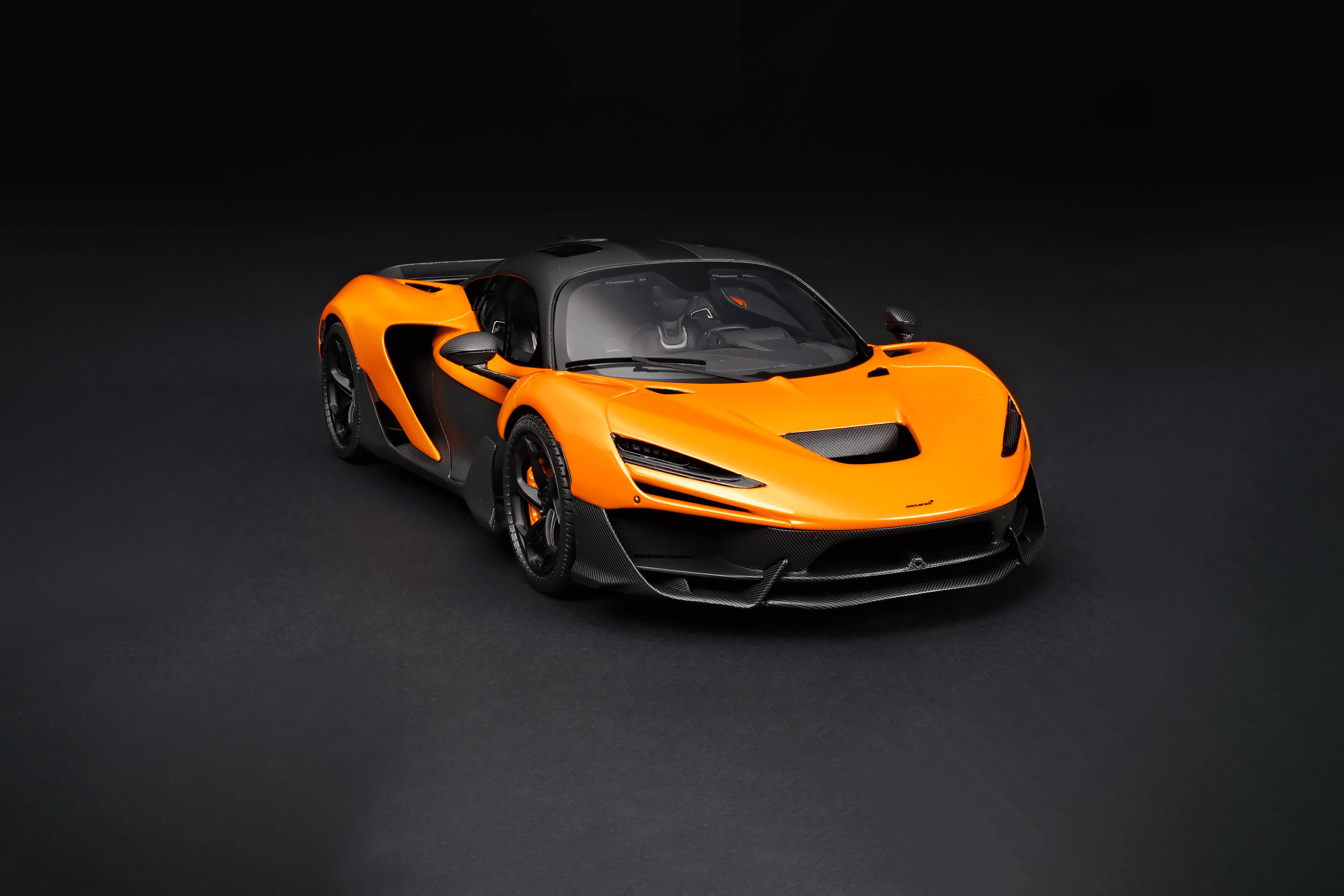 Amalgam 1:18 McLaren W1 Papaya Spark (M6350-SC1) Resin Model 2 Amalgam 1:18 McLaren W1 Papaya Spark (M6350-SC1) Resin Model - Image 2