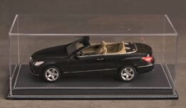 Mulhouse 1:43 Display Case with Anthracite Leather Base