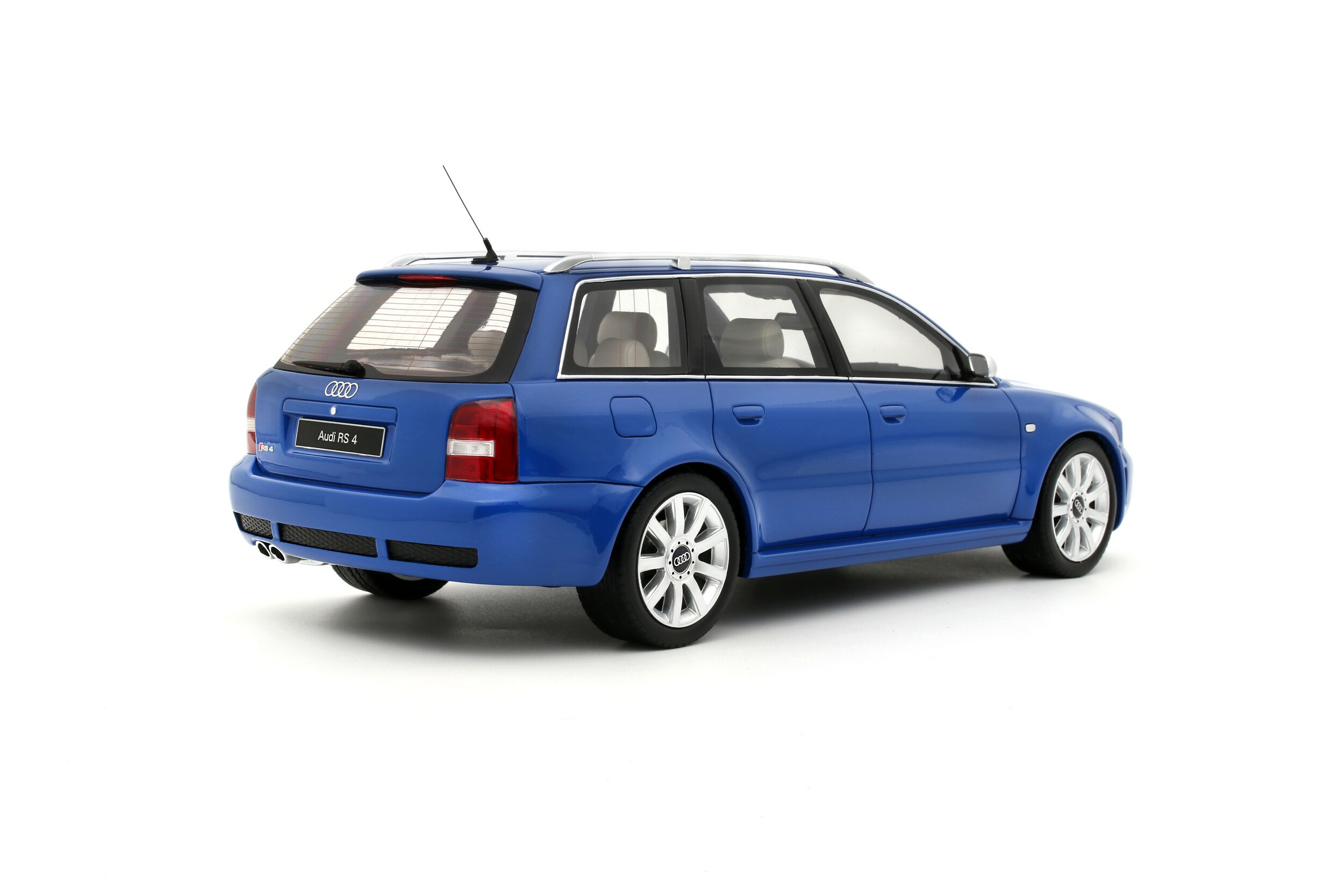 Otto Mobile 1:18 Audi RS4 (B5) Avant Nogaro Blue 2000 (OT1272