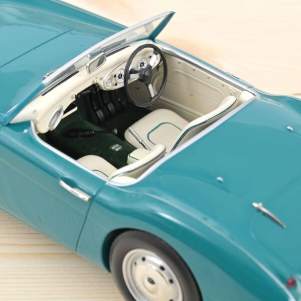 Norev - 1:18 Austin Healey 3000 Mk1 Green 1968