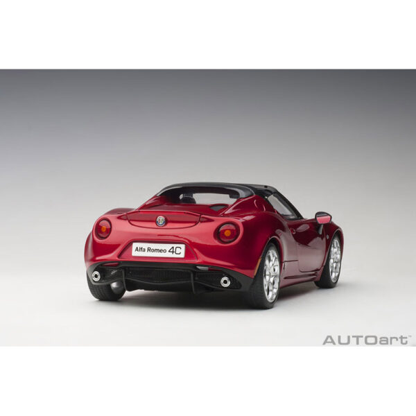 autoart - 1:18 alfa romeo 4c spider (competition red)