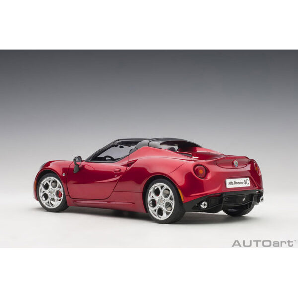 autoart - 1:18 alfa romeo 4c spider (competition red)