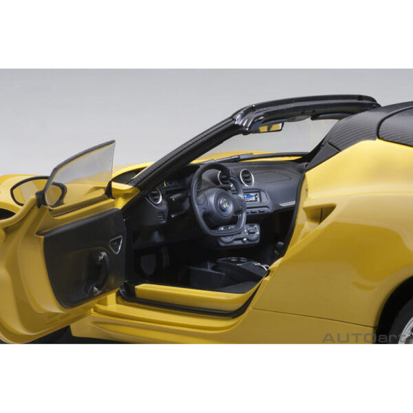 autoart - 1:18 alfa romeo 4c spider (giallo prototipo)