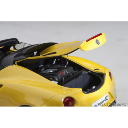 autoart - 1:18 alfa romeo 4c spider (giallo prototipo)